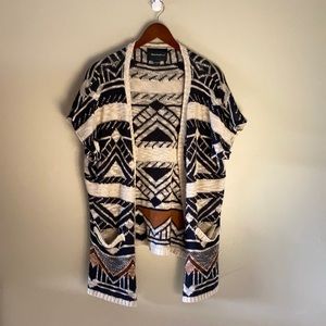 Patterned cozy cardigan